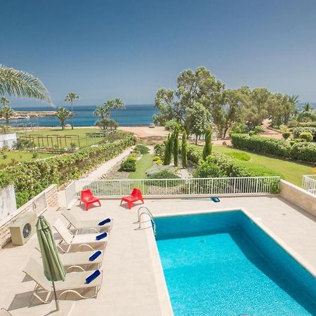 Shaye Front Line Villa Protaras Exterior photo