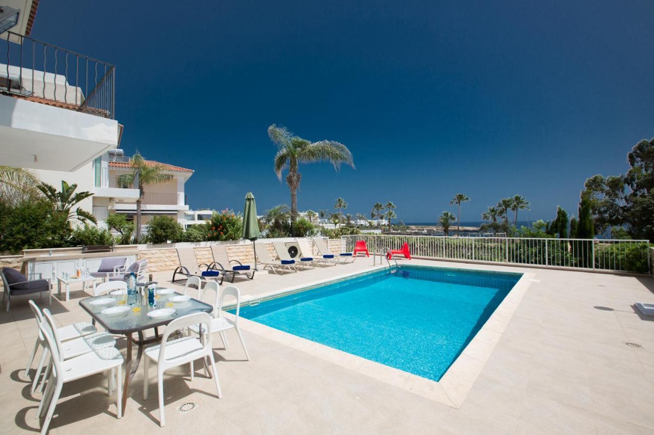 Shaye Front Line Villa Protaras Exterior photo