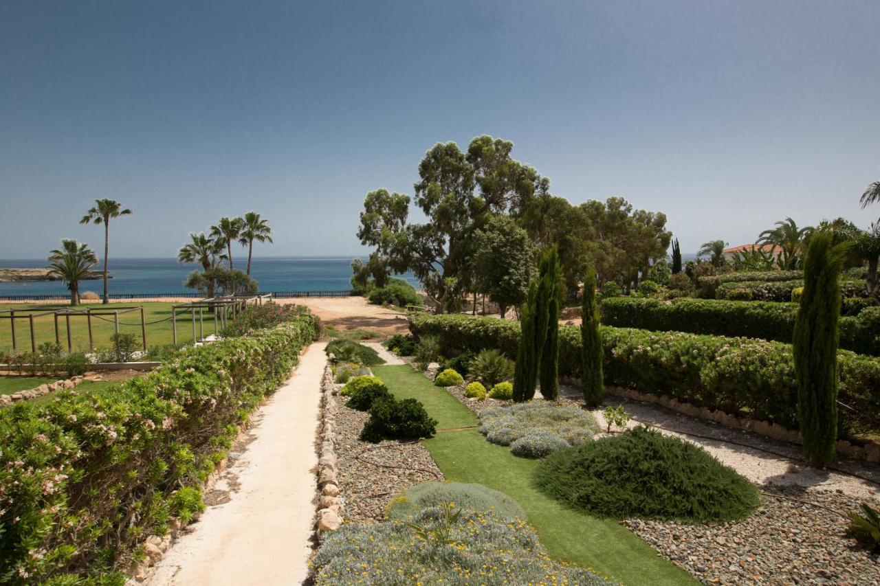 Shaye Front Line Villa Protaras Exterior photo